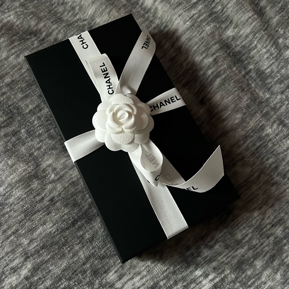 CHANEL LONG CLASSIC FLAP WALLET CAVIAR SKIN CC LOGO - Picture 4 of 11